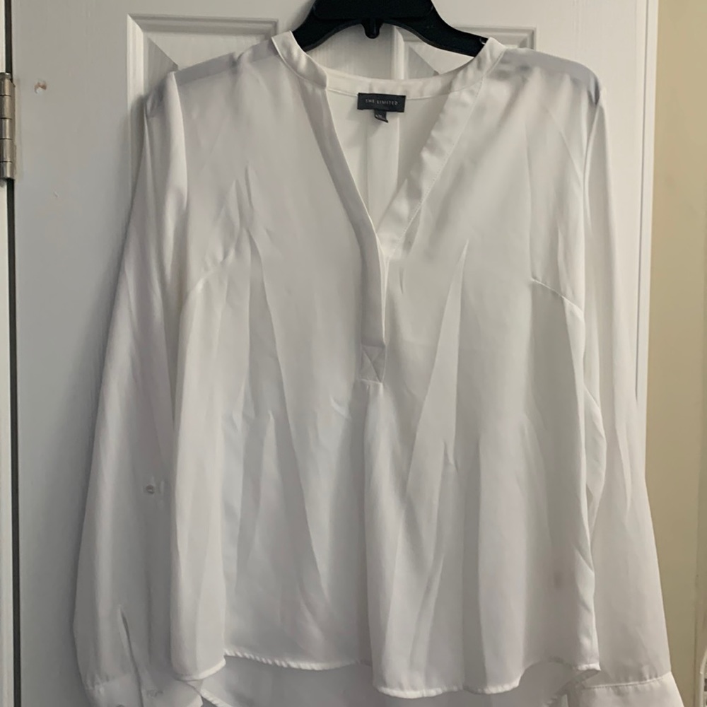 The Limited white top. Size Medium